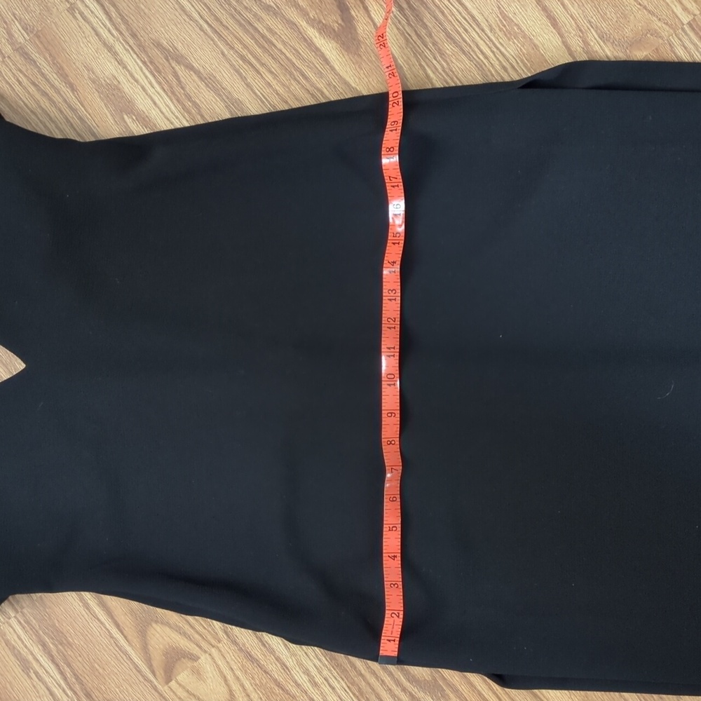 BCBG Black Plunge Neck Sleeveless Cocktail Gown - Picture 8 of 12